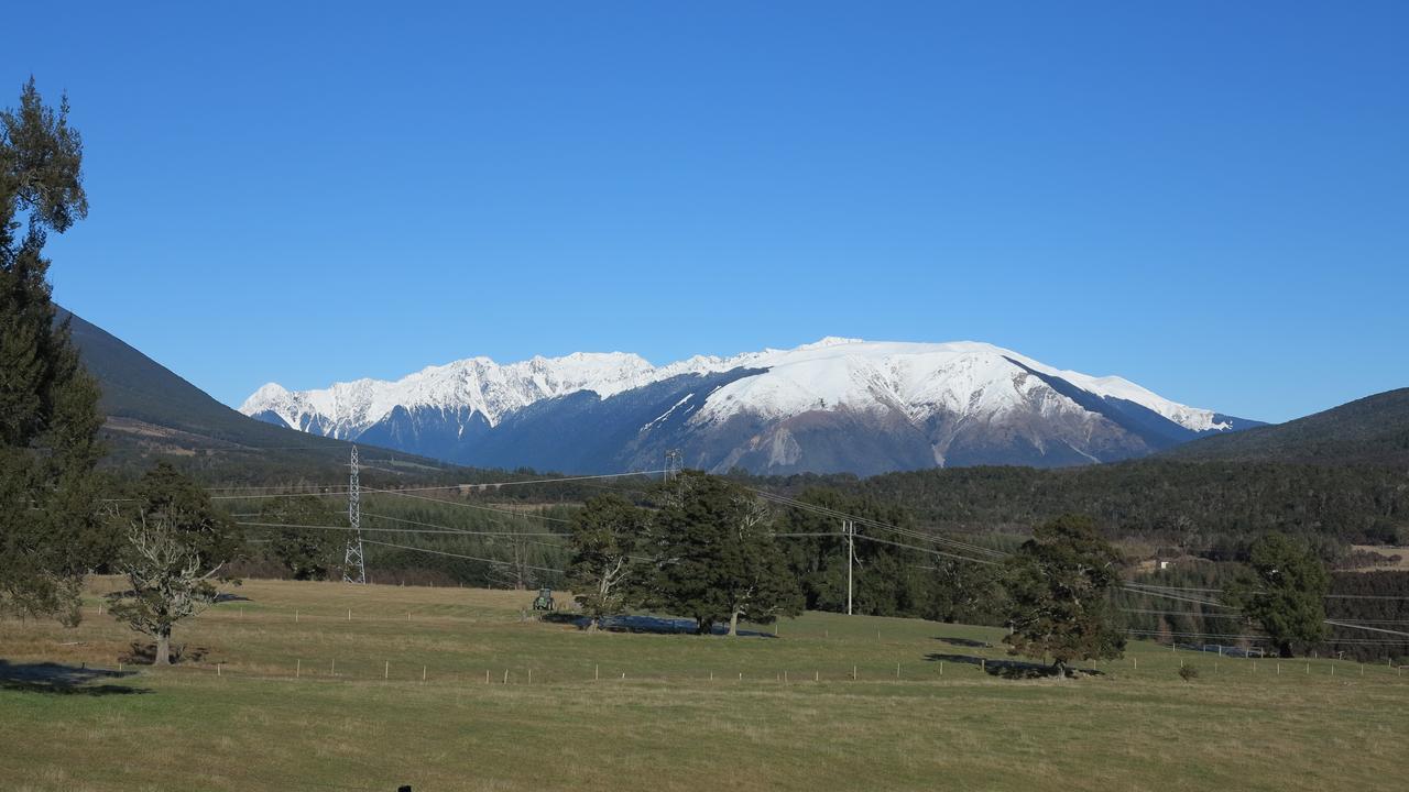 Tophouse Mountainview Cottages Saint Arnaud Exteriör bild