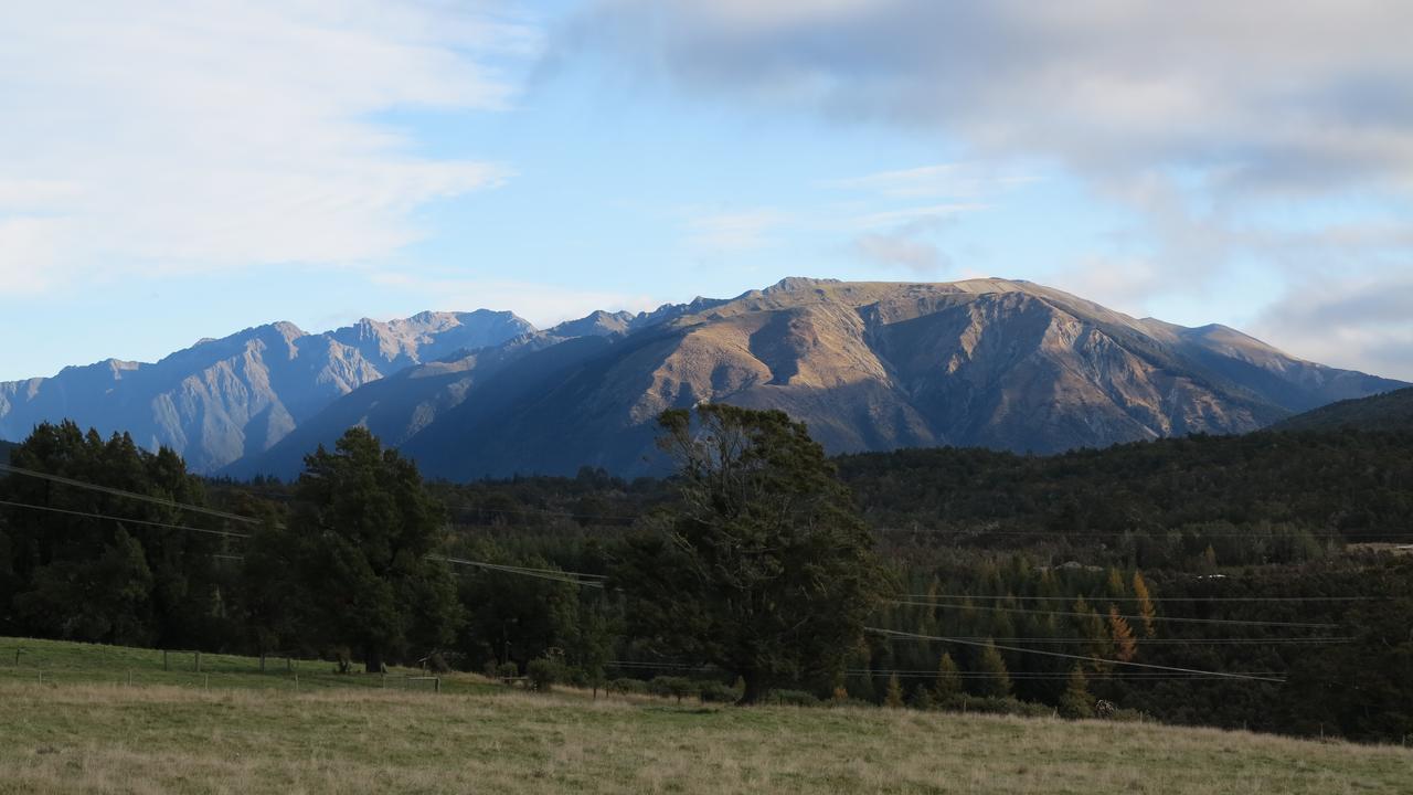 Tophouse Mountainview Cottages Saint Arnaud Exteriör bild